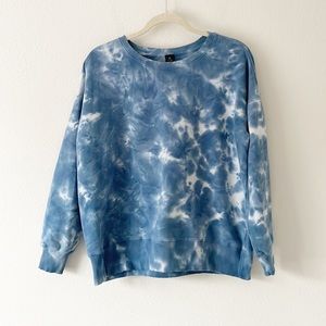 AR-33 Tie Dye Sweatshirt